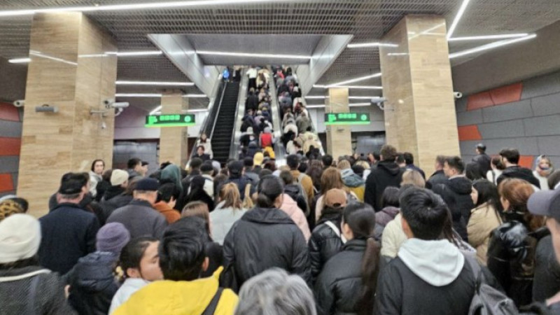 (RU) 1600 человек в час. Что происходит с метро в Алматы?