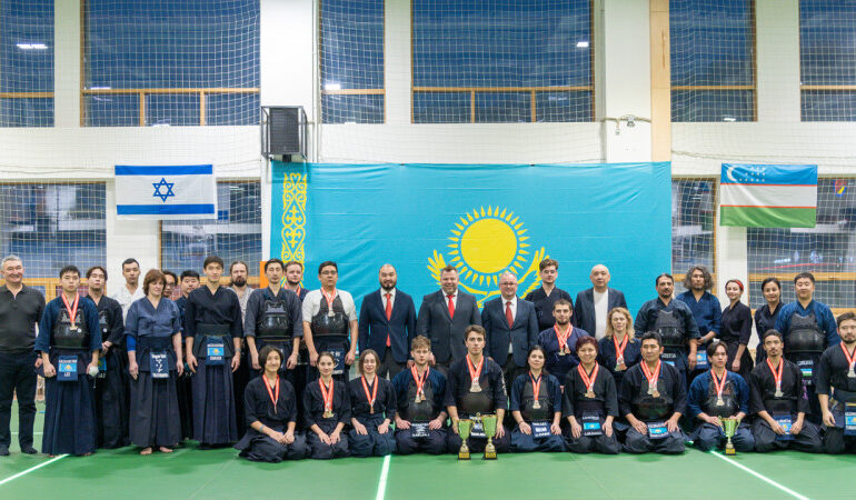 В Алматы прошел VI чемпионат Центральной Азии по кендо