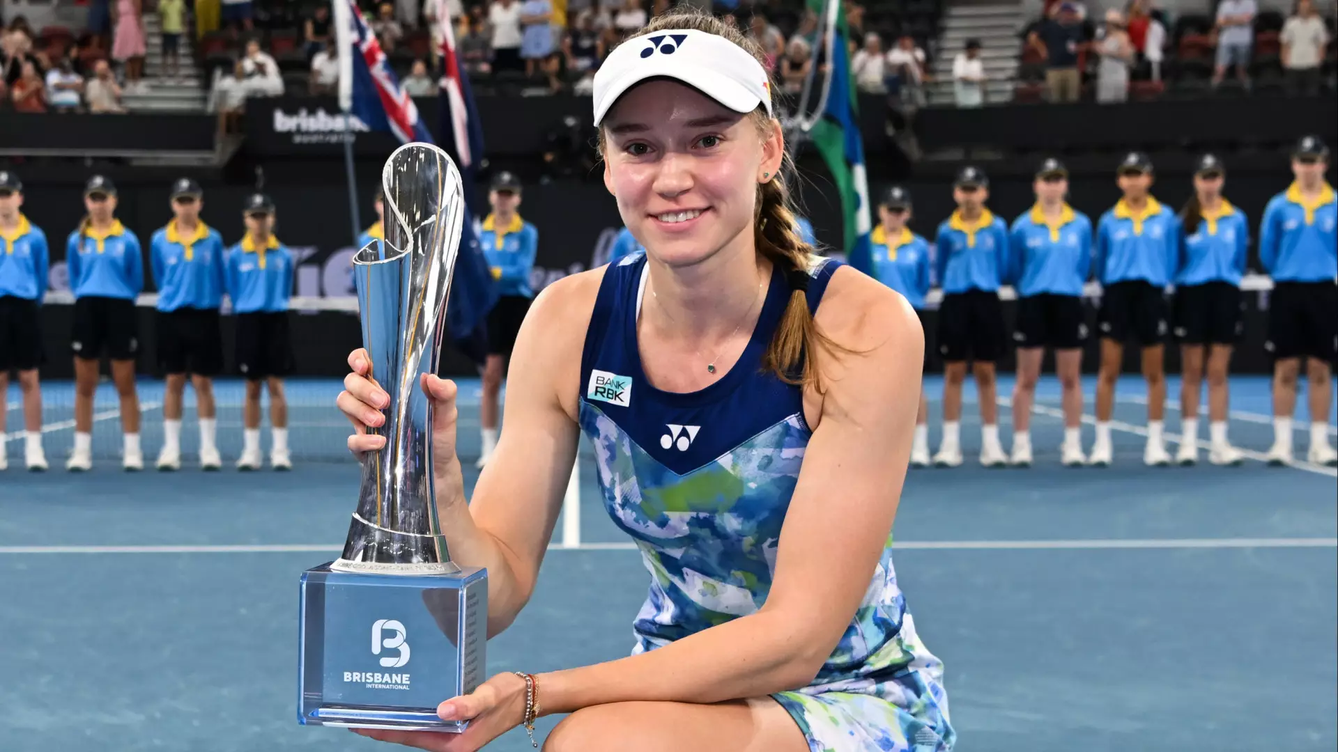 Елена Рыбакина возглавила чемпионскую гонку WTA
