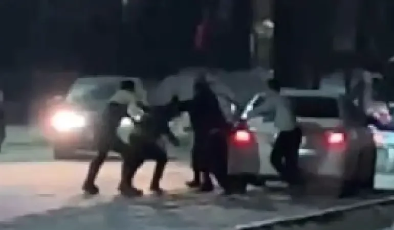 (RU) Участников драки в центре Алматы задержали