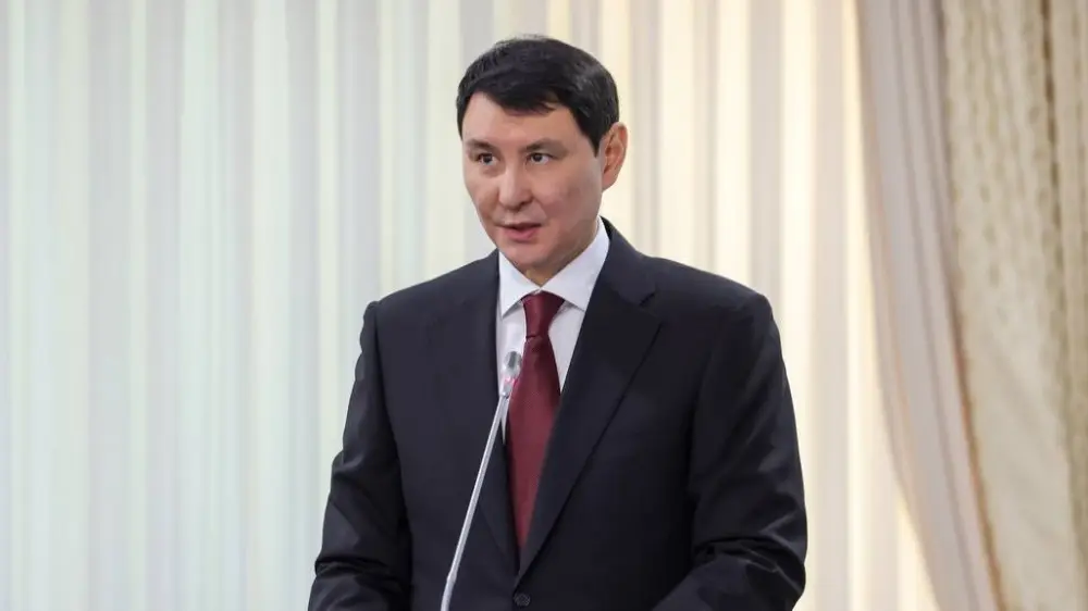 (RU) Ерулан Жамаубаев стал советником Президента