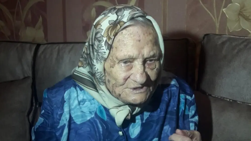 (RU) 108-летняя жительница Семея раскрыла простой секрет своего долголетия