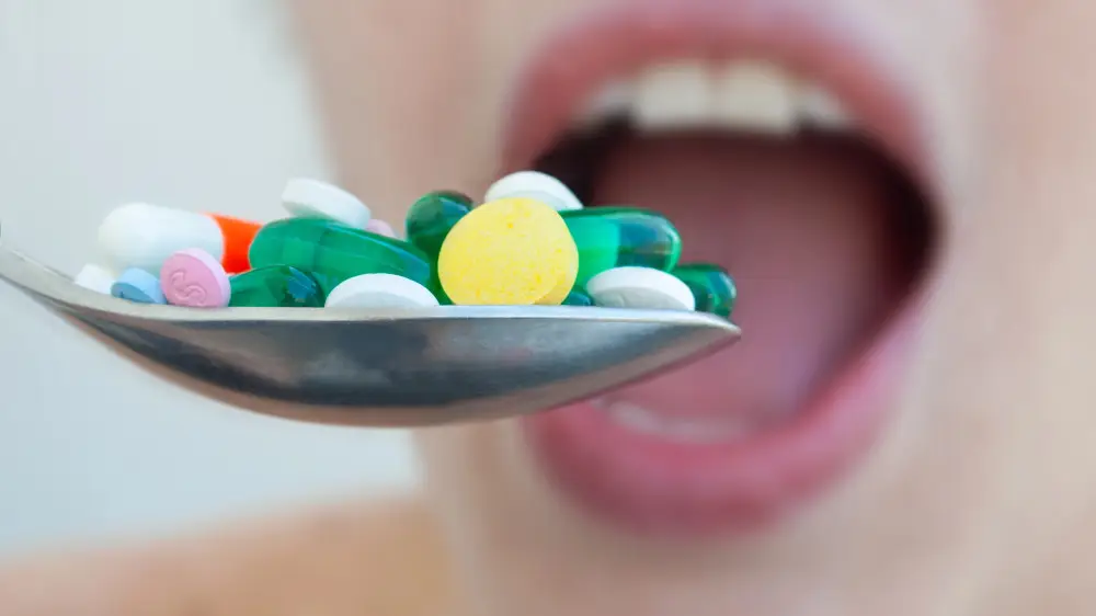 (RU) Регулярный прием витаминов не приносит здоровью никакой пользы – исследование