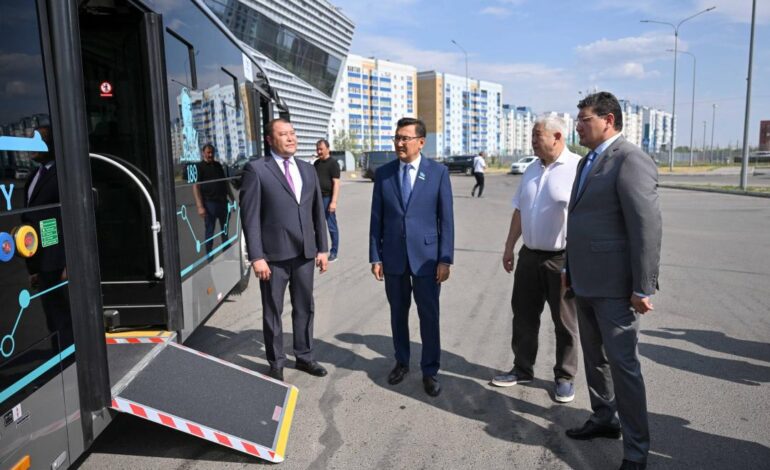 Семей қаласының қоғамдық көлік паркі 44 заманауи автобуспен толықты