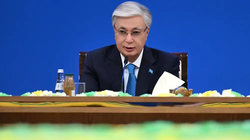 (KZ) Тоқаев: Қазақстан сыртқы дағдарыстарға төтеп бере алды