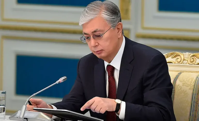 Мемлекет басшысы судья және сот қызметкерлерін құттықтады