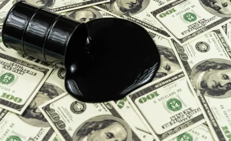 Мұнай бағасы құлдырады: Brent 70 доллардан төмен түсті