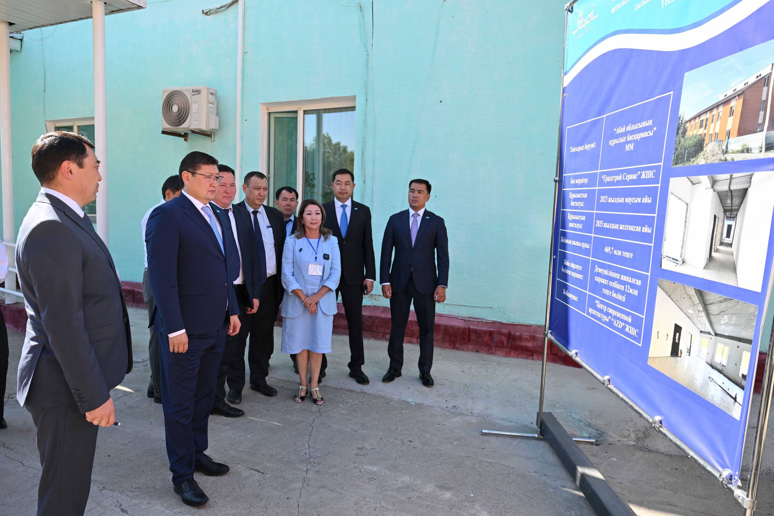 Үржарда әлеуметтік орталық жанынан қосымша ғимарат салынып жатыр