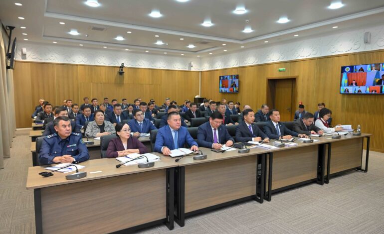Абай облысы әкімдігінің отырысы өтті