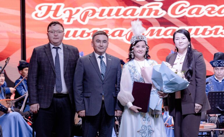 В Семее состоялся концерт Нуршат Сагадаевой «Күзгі әуен»
