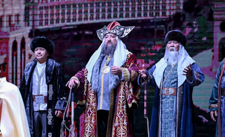 (KZ) Абай облысында Конституция күніне орай мерекелік концерт өтті