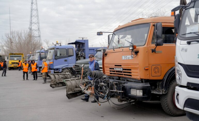 В Семее прошла подготовка специальной техники к зимнему периоду