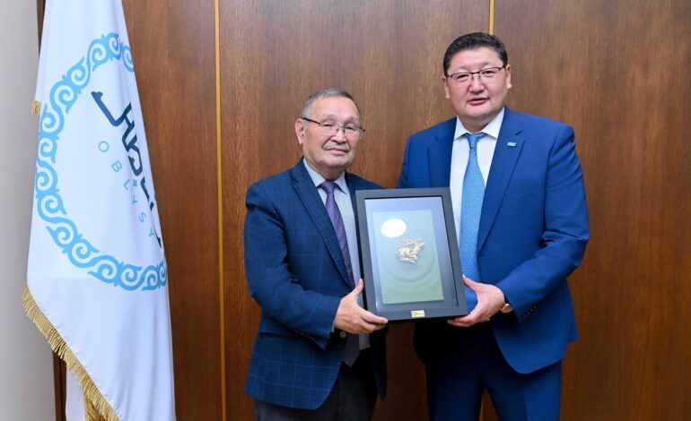 Облыс әкімі белгілі археолог Зейнолла Самашевпен кездесті