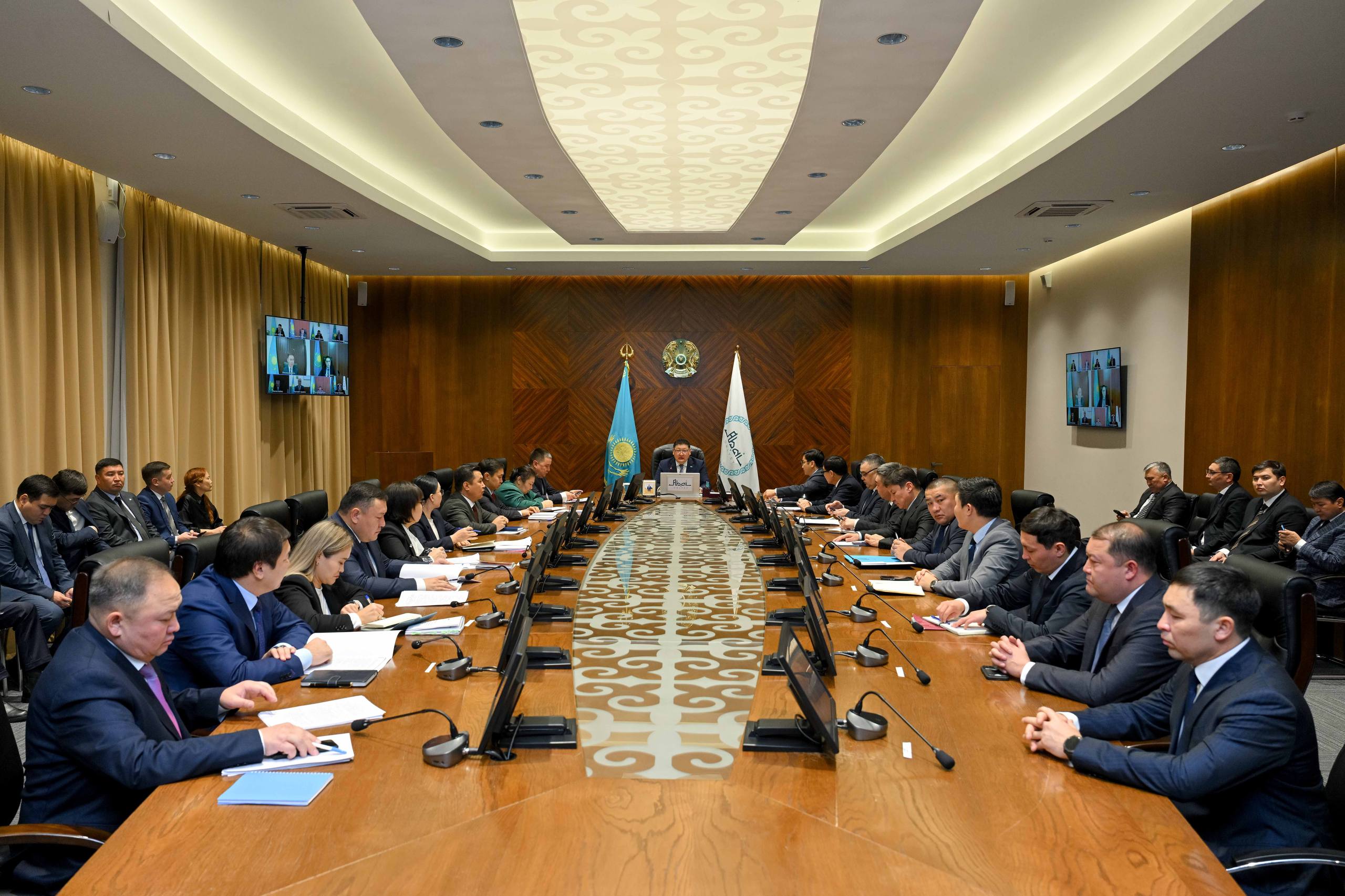 Прошло расширенное аппаратное совещание