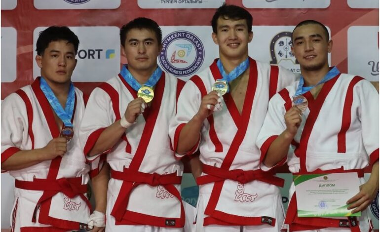 Завершился второй день чемпионата Казахстана по қазақ күресі, который проходит в Шымкенте