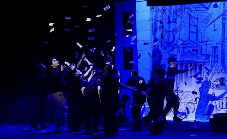 Абай облысында экстремизм мен терроризмге қарсы “Белгісіз бағыт” қойылымы қала студенттеріне арнайы көрсетілді