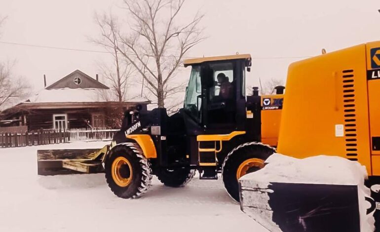 Бородулиха және Бесқарағай аудандарында жолдарды қардан тазарту жұмыстары жүргізілуде