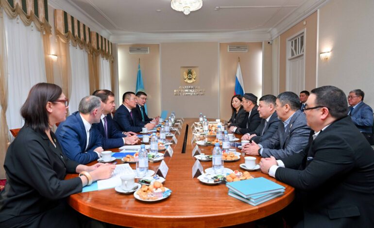 Состоялась встреча с казахской диаспорой в Омске