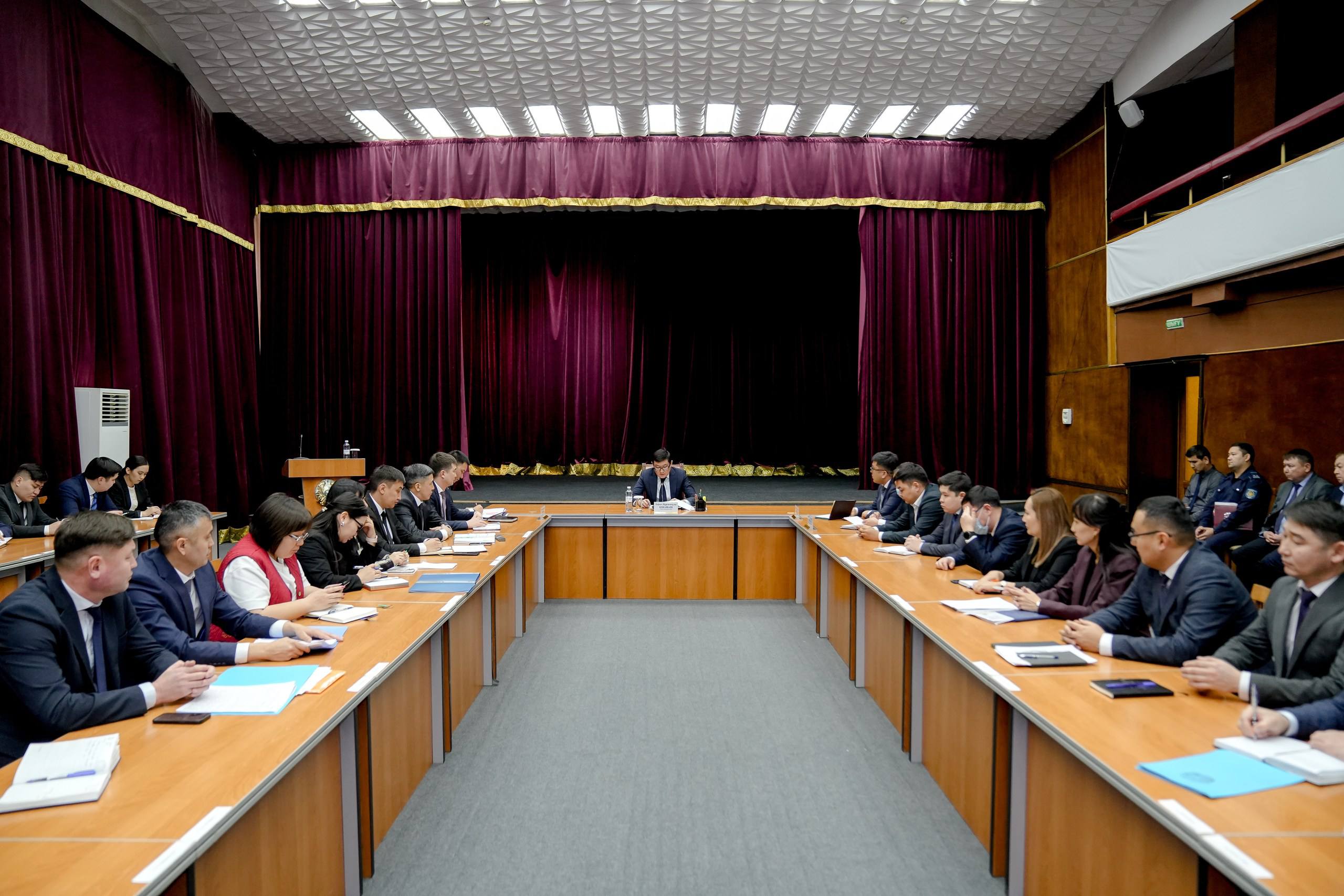 Под председательством акима города состоялось расширенное аппаратное совещание