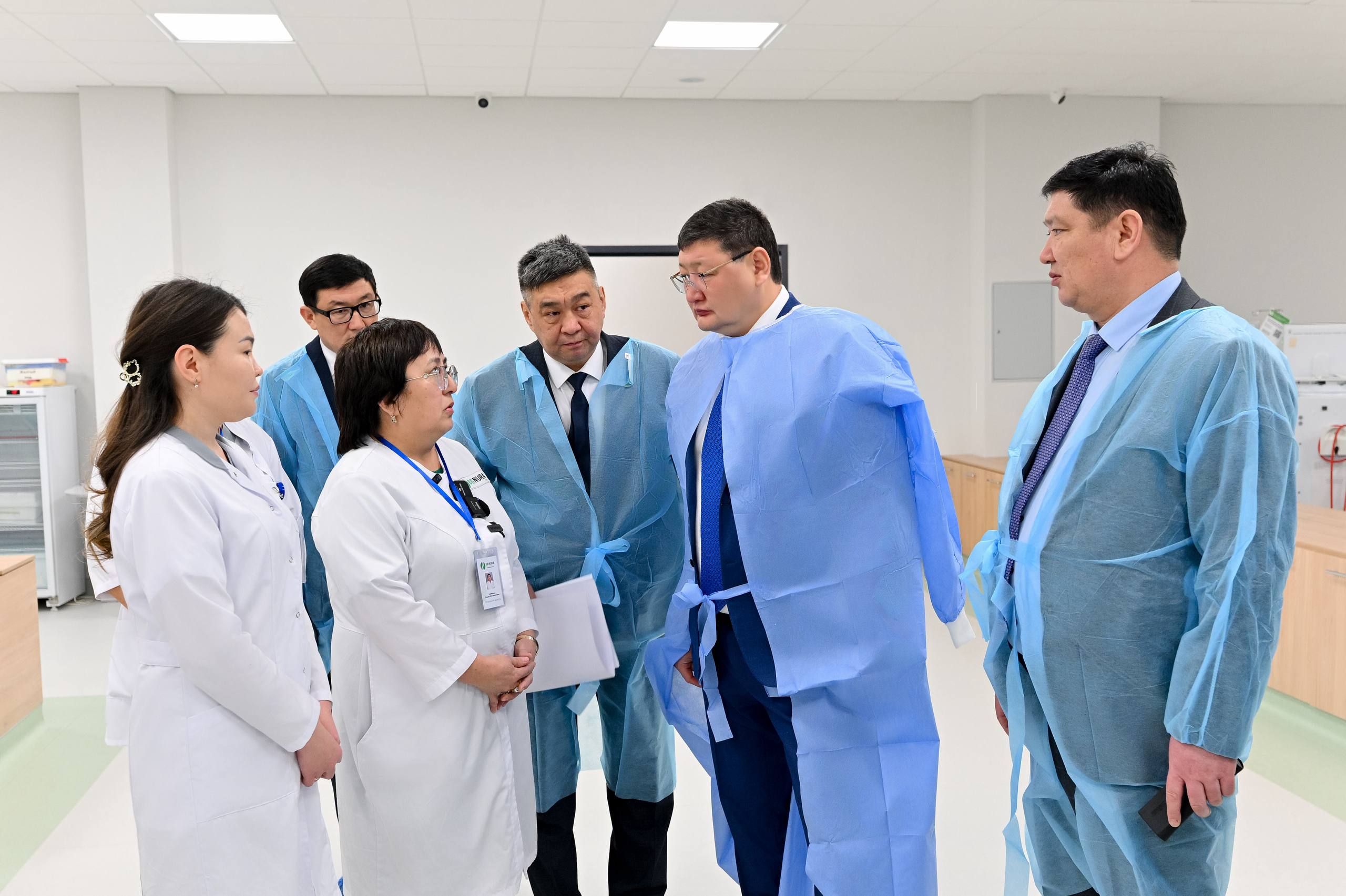 Аким области посетил нефрологический центр в Семее